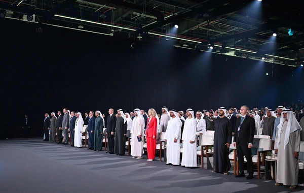 Əbu-Dabidə Azərbaycan Prezidenti İlham Əliyevin Birləşmiş Ərəb Əmirliklərinin Prezidenti ilə görüşü olub