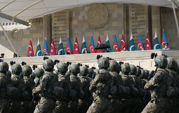 Bakıda Qələbənin beşinci ildönümünə həsr olunmuş Hərbi parad keçirilir