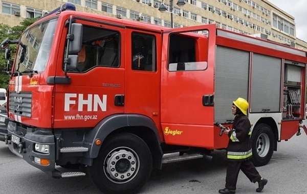 Sumqayıtda internat yataqxanasında yanğın olub, ana və oğlu tüstüdən zəhərlənib