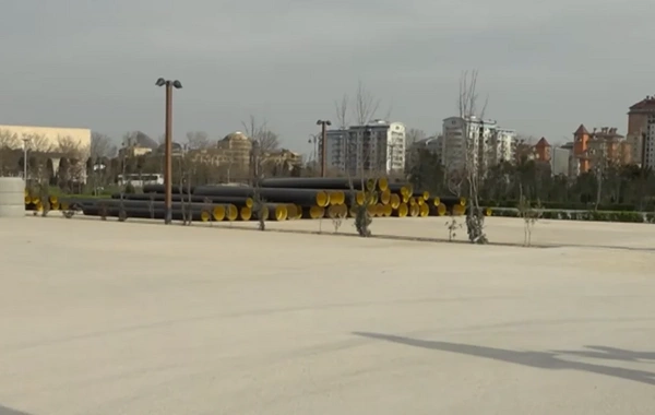 Bakıda parkın ərazisi niyə hasarlanıb? - Sakinlərdən ŞİKAYƏT