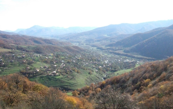 Növbəti köç karvanı Vəngli kəndinə çatıb