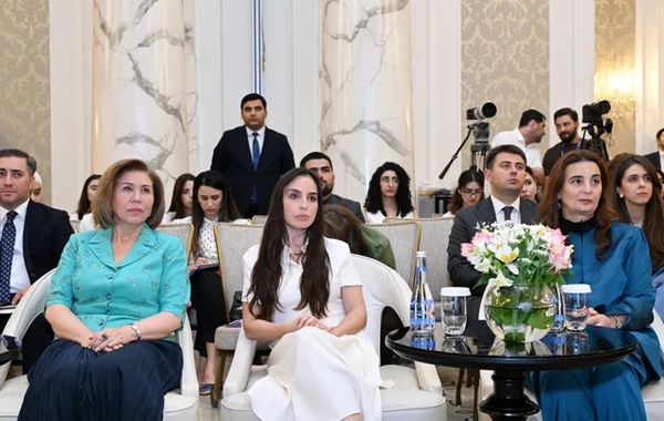 "Qızların təhsilinə dəstək" layihəsinin II Məzun Günü keçirilib