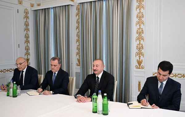 İlham Əliyev Kopenhagendə Moldova Prezidenti ilə görüşüb