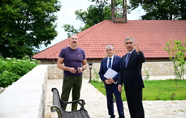 Prezident İlham Əliyev Şuşada "Yasəmən" hotelinin yeni korpusları ilə tanış olub