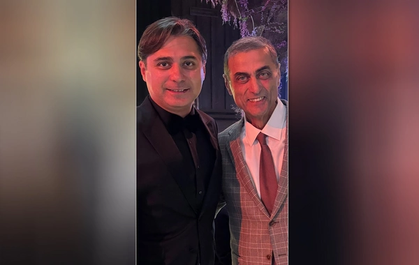 Məşhurların 13 il əvvəlki FOTOSU yayıldı