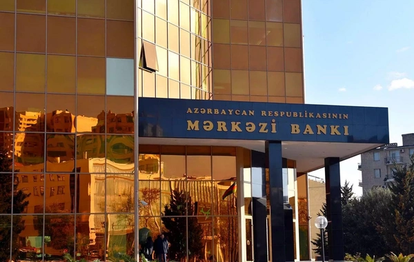 AMB yerli banklara kredit qoyuluşunu 5 dəfədən çox azaldıb