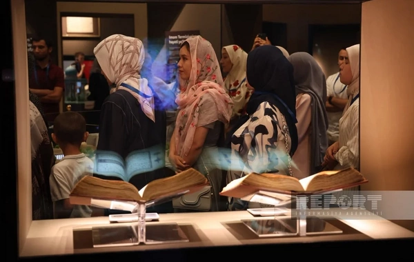 Daşkənddə nadir əlyazmaların saxlandığı İslam Sivilizasiyası Mərkəzindən - FOTOREPORTAJ