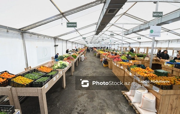 Kənd Təsərrüfatı Nazirliyinin təşkil etdiyi "Mövsüm yarmarkası"ndan REPORTAJ