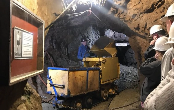ABŞ-də qızıl mədənində qəza: 1 nəfər ölüb, 12 nəfər yerin altında qalıb