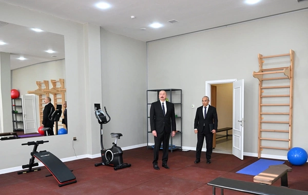 İlham Əliyev Səməd Vurğun adına Yaradıcılıq Evinin açılışında iştirak edib
