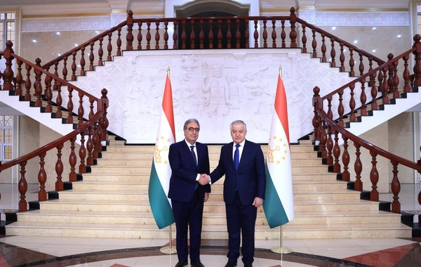 Azərbaycan səfiri etimadnaməsinin surətini Tacikistanın XİN rəhbərinə təqdim edib