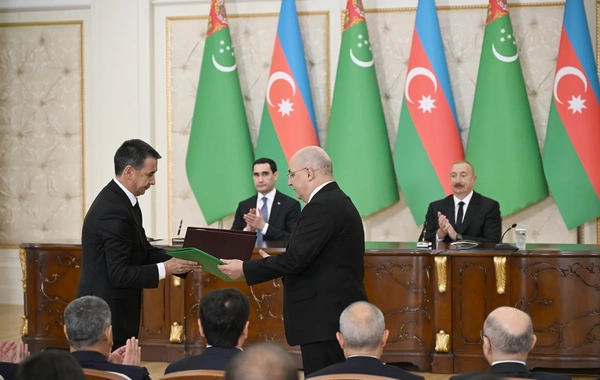 The exchange of Azerbaijani-Turkmen documents took place