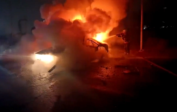 Masazırda BMW ilə Hyundai toqquşdu - Güclü yanğın baş verdi