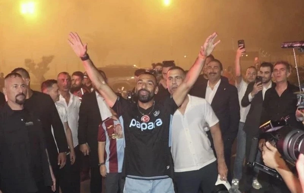 Bələdiyyəsinin sədrindən Salaha maraqlı təklif - "Misirdə isti olacaq, qayıtma, burada yaşa"