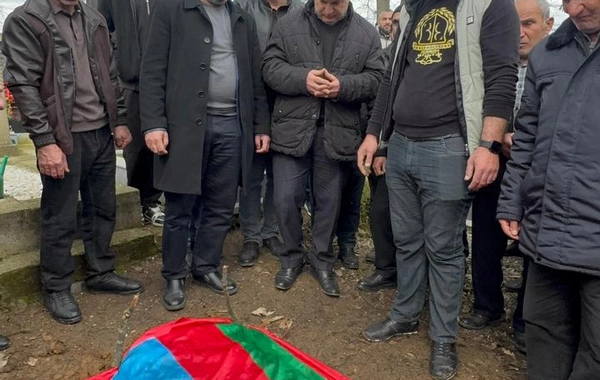 33 yaşlı kapitan vəfat etdi