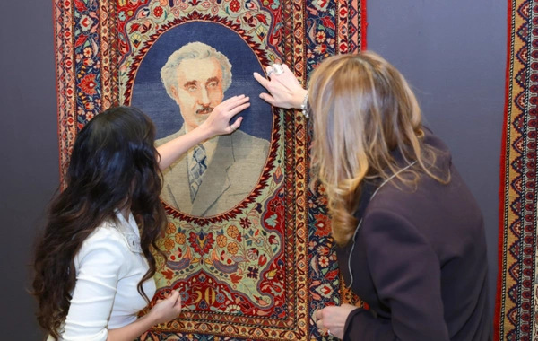 Leyla Əliyeva Azərbaycan Milli Xalça Muzeyini ziyarət edib