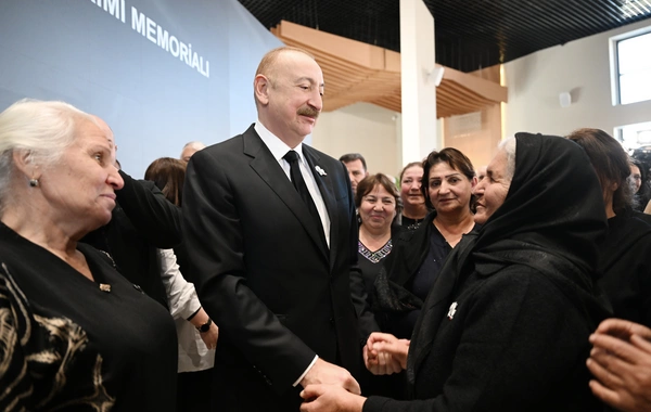 Prezident İlham Əliyev Xocalı Soyqırımı Memorialının açılışında iştirak edib