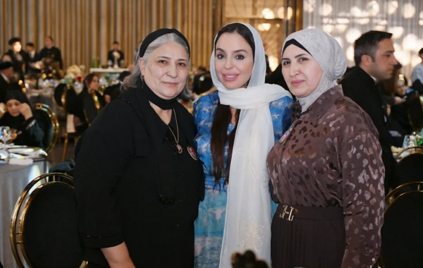 Leyla Əliyeva şəhid ailələri ilə birlikdə iftar süfrəsində iştirak edib