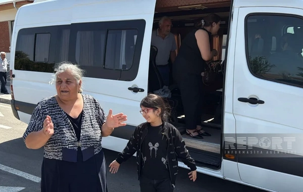 Şükürbəyli və Horovluya qayıdan ailələrə evlərin açarları təqdim edilib