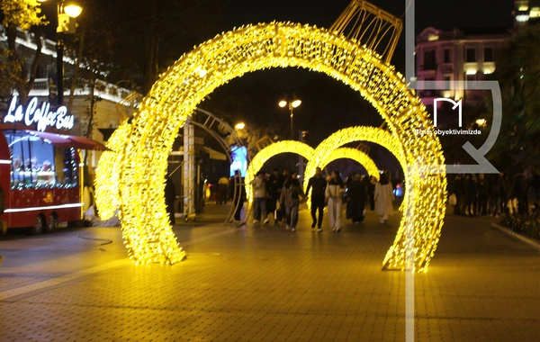 Dənizkənarı Bulvar Yeni İlə xüsusi hazırlaşıb - Bu dəfə Buz Meydançası da olacaq