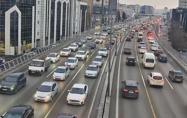 Paytaxtda sıxlıq olan küçələrin siyahısı