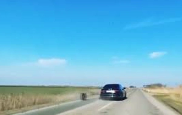 У автомобиля президента Сербии отвалилось колесо на полном ходу