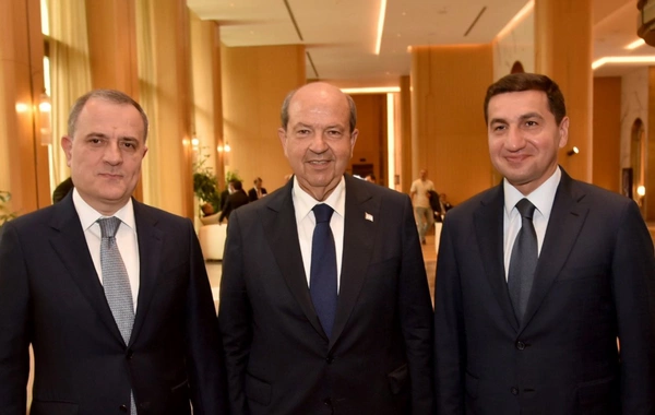Şimali Kipr Prezidenti Şuşada Ceyhun Bayramov və Hikmət Hacıyevlə görüşüb