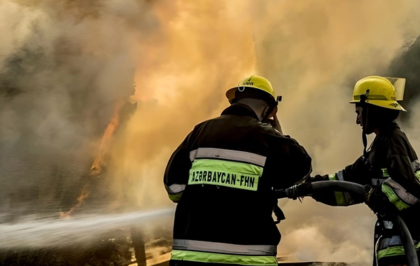 Yevlaxda kafedə PARTLAYIŞ - Ölən var