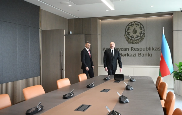 Prezident İlham Əliyev Mərkəzi Bankın yeni binasının açılışında iştirak edib