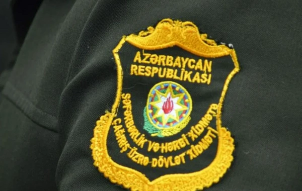 Azərbaycanda nüfuz alverində təqsirləndirilən zabit azadlığa buraxıldı