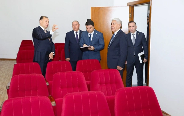 AHİK sədri qurumun Əmək və Sоsial Münasibətlər Akademiyasında tədrisin vəziyyəti ilə maraqlanıb