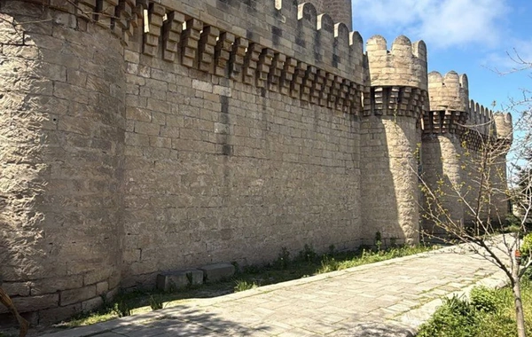 Böyük Mərdəkan qəsrində çökmə baş verib, əraziyə giriş məhdudlaşdırılıb