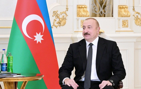 Prezident İlham Əliyevin Pakistanın baş naziri ilə məhdud tərkibdə görüşü olub