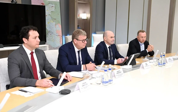 SOCAR-ın rəhbəri "Wood" şirkətinin icraçı prezidenti ilə görüşüb