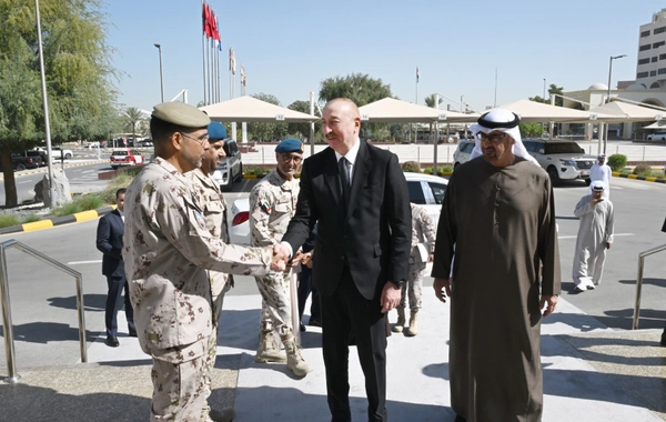 Azərbaycanın və BƏƏ prezidentləri Əbu-Dabidə "Sülh Qalxanı – 2026" birgə əməliyyat-taktiki təlimini izləyiblər