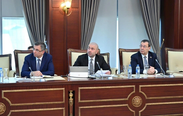 Milli Məclisdə Azərbaycan-ABŞ münasibətlərinin gələcək inkişaf perspektivləri müzakirə olunub