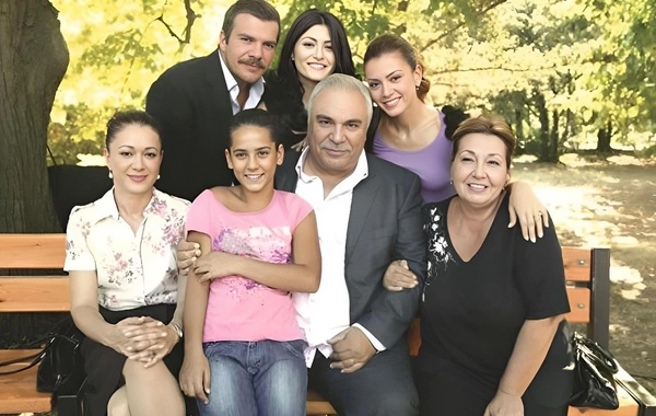 Yaprak dökümünün aktyoru xəstəxanaya yerləşdirildi