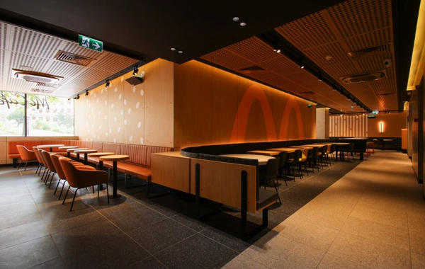 "McDonald"s Azərbaycan" "Nizami Mall"-da yeni restoran açıb