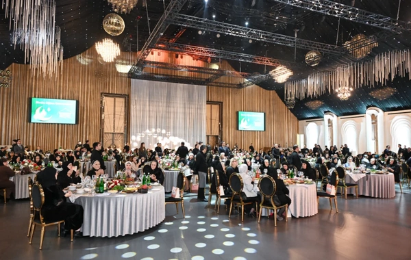 Leyla Əliyeva şəhid ailələri ilə birlikdə iftar süfrəsində iştirak edib