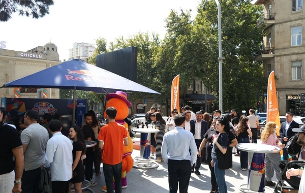 "Popeyes" Azərbaycanda üçüncü ən böyük filialını açdı