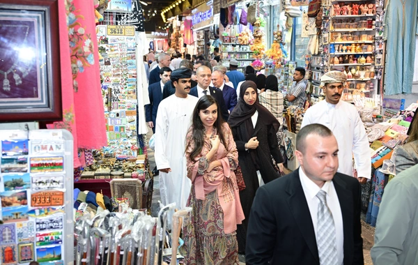 Вице-президент Фонда Гейдара Алиева Лейла Алиева посетила Национальный музей Омана и рынок Матрах в Маскате