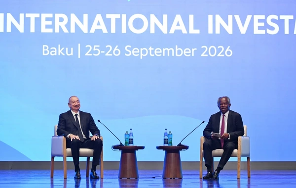 İlham Əliyev II Azərbaycan Beynəlxalq İnvestisiya Forumu çərçivəsində keçirilən tədbirdə iştirak edir