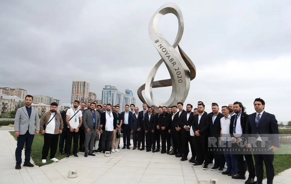 Türkiyə, Gürcüstan və İraqdan olan azərbaycanlı din xadimləri Zəfər parkını ziyarət ediblər