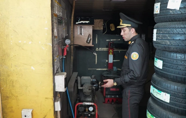 Bakıda avtomobil şinləri satılan anbarın fəaliyyəti dayandırıldı