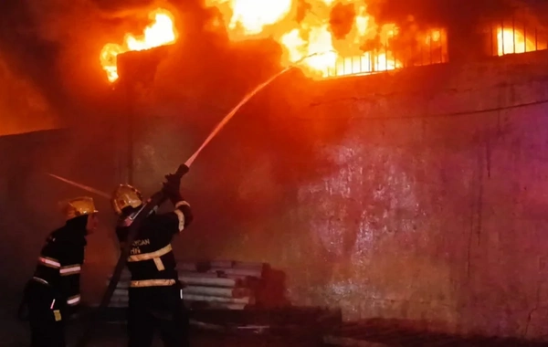 Bakıda güclü yanğın: Hadisə yerindən GÖRÜNTÜLƏR