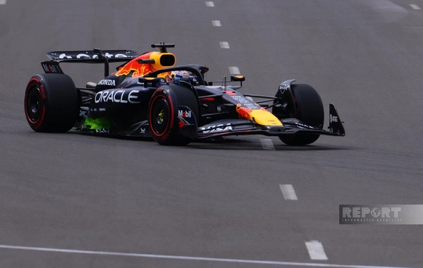 F1: Azərbaycan Qran-prisinin ilk günündən - FOTOREPORTAJ