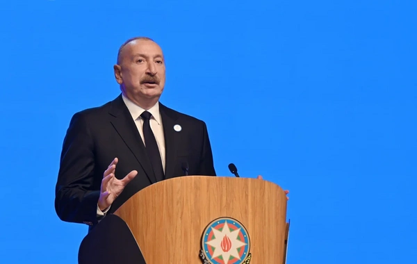 YAP-ın VIII Qurultayı keçirilib, İlham Əliyev çıxış edib