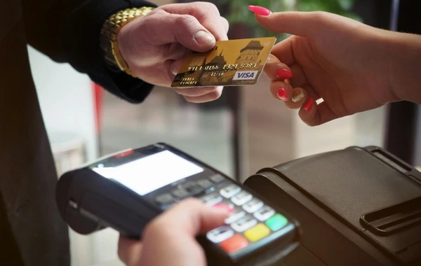 Sahibkarların POS-terminal oyunu: Vətəndaşları necə aldadırlar?