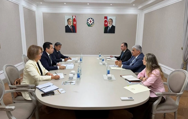 Bakı Astana ilə Qazaxıstanın enerji resurslarının Azərbaycandan tranzitini müzakirə edib