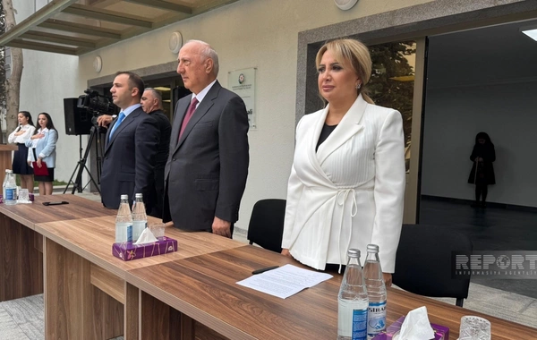 Sumqayıtda 36 nömrəli tam orta məktəbin yenidənqurmadan sonra açılışı olub
